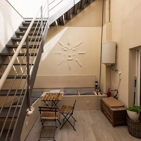 Holiday home Sunshine House *